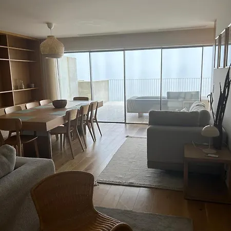 Porto Neptune Terrace * Vila Nova de Gaia