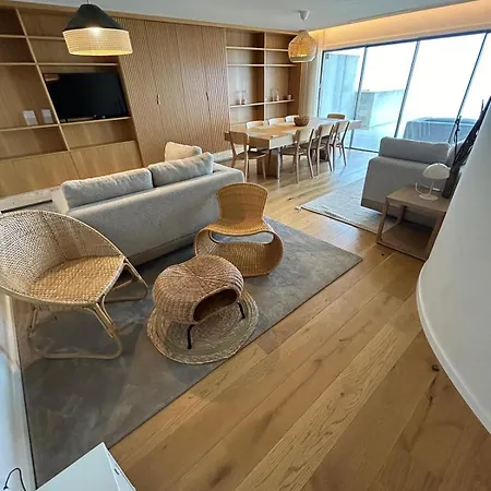 Porto Neptune Terrace * Vila Nova de Gaia